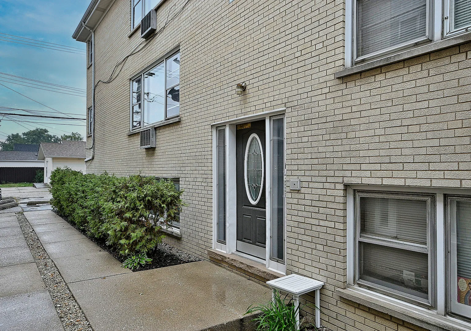 2 bed, 700 sqft, $1,500 — Photo 3