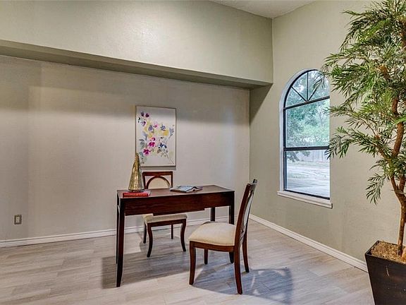 4th image of 3613 Aspenwood Dr