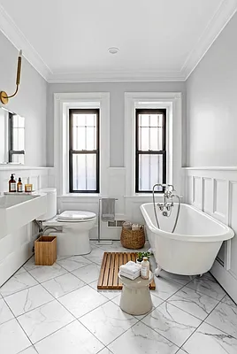 Sold by Christie's International Real Estate Group, LLC | media 22