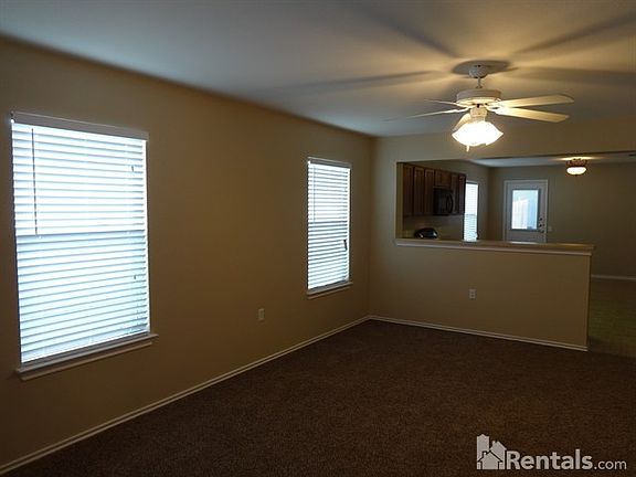 4th image of 3328 Autumn Bay Dr