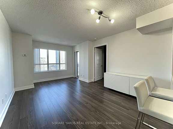 4th image of 6 Eva Rd #1805