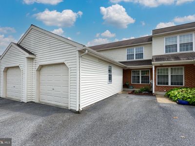 358 Deerfield Dr, Mount Joy, PA, 17552
