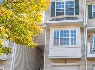 246 Ridge Dr BUILDING 124, Pompton Lakes, NJ 07442