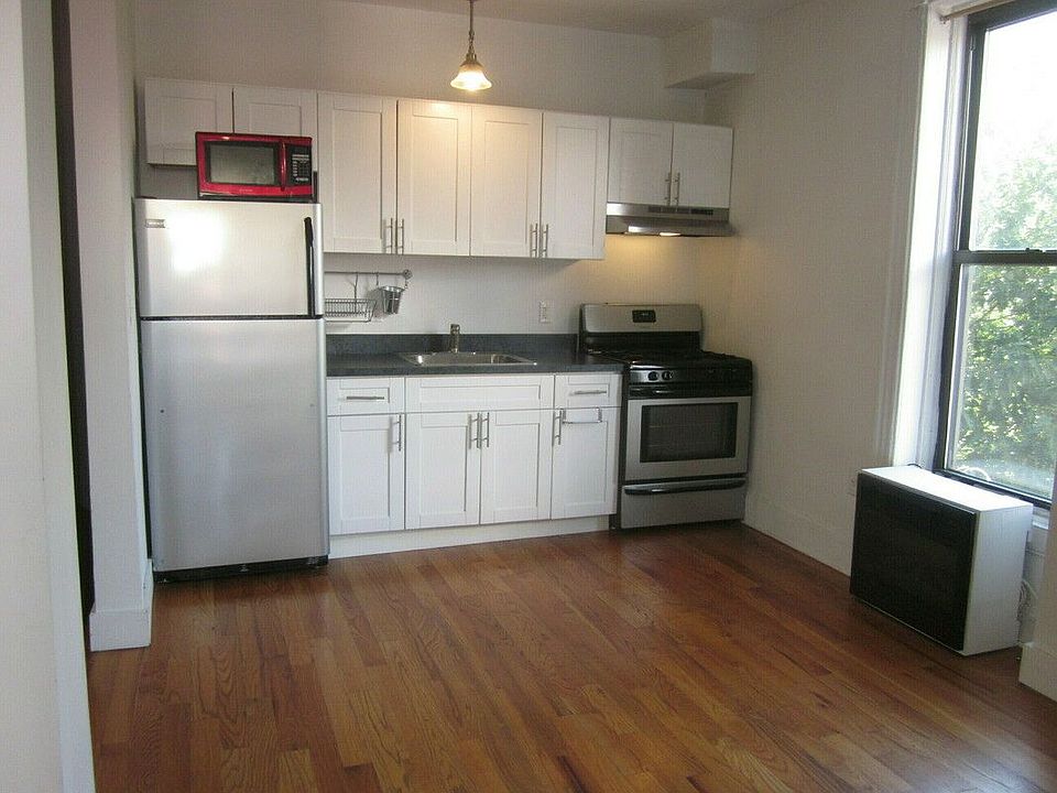 1st image of 756 Marcy Ave #3F