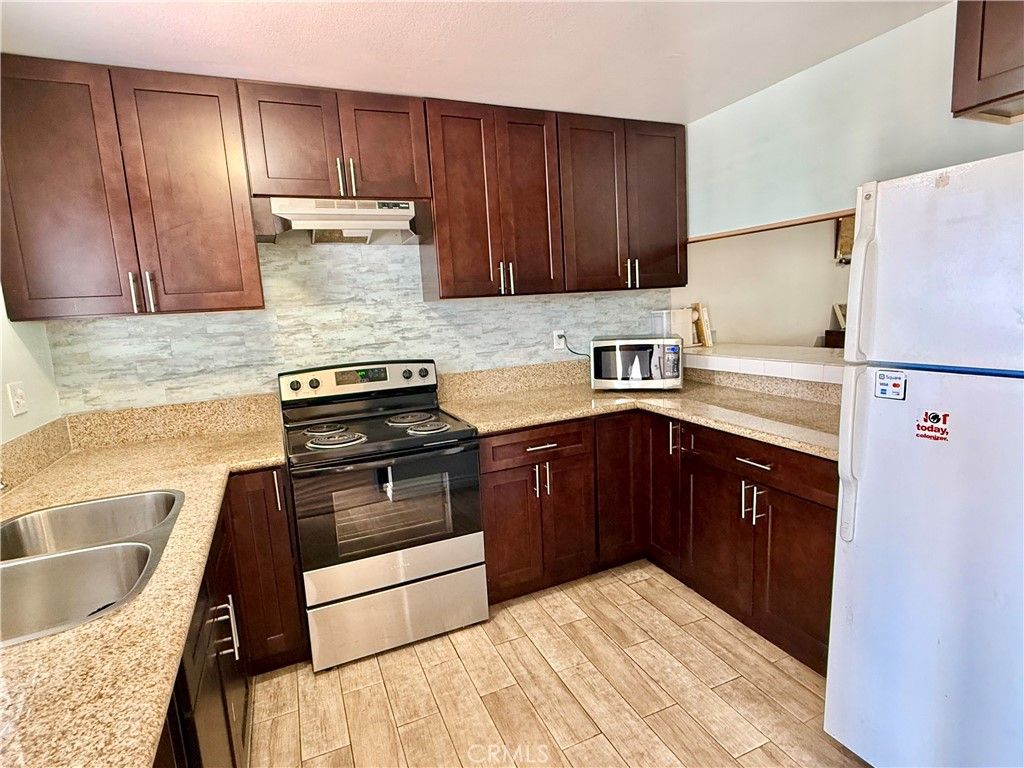 730 N Eucalyptus Ave APT 1, Inglewood, CA - View 6