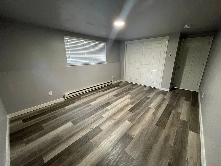 5223 & 5225 N Pinegrove Ct — Photo 10