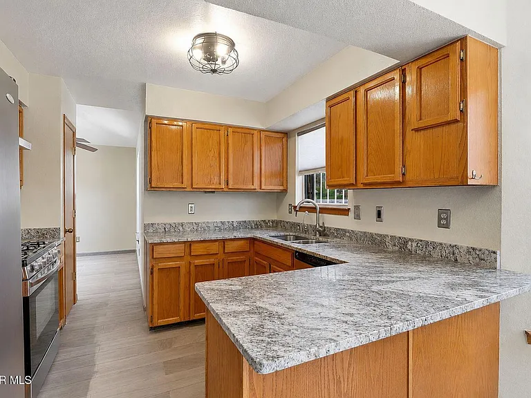 6900 Imperial Ridge Dr — Photo 7