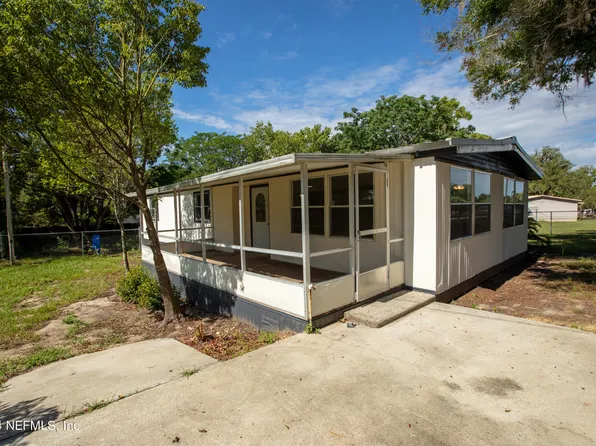 211 ELM Street, Hawthorne, FL 32640