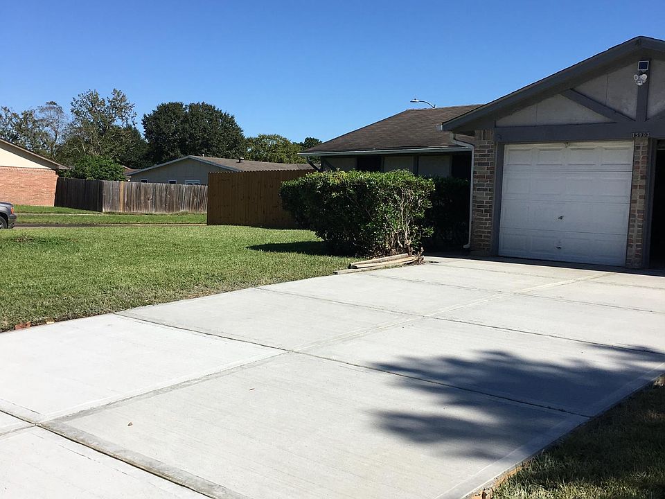 1st image of 15903 Kenbriar Dr
