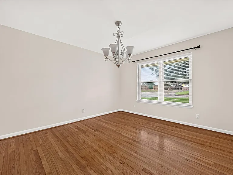 4002 Mischire Dr — Photo 13