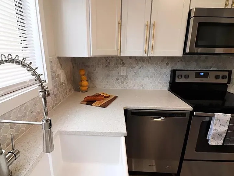 5733 Waterwood Dr — Photo 7