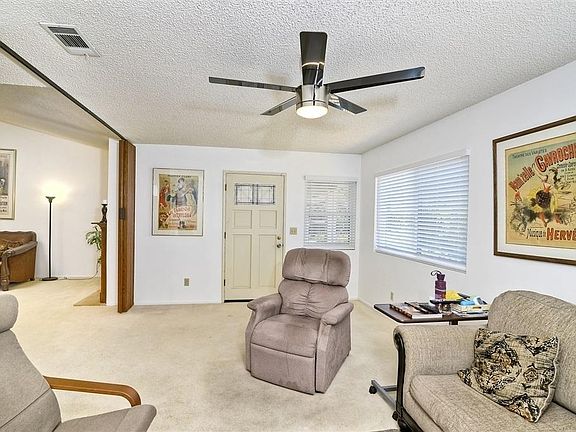 2nd image of 12727 Camino Emparrado