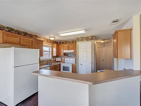4th image of 5221 Paulie Dr