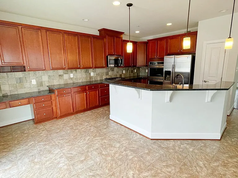 43691 Yulan St — Photo 4