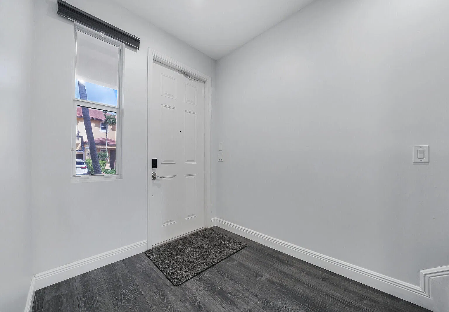 3 bed, 2.5 bath, 1316 sqft, $2,950 — Photo 4