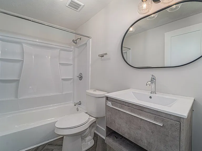 575 E Drayton St — Photo 13