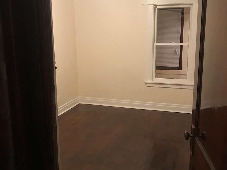 1st image of 3910 Euclid Ave