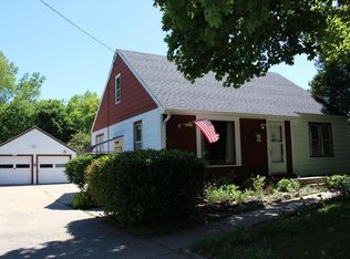 12347 W Cold Spring Rd, Greenfield, WI 53228