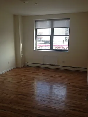 Rented by Bloom Real Estate Group | media 12