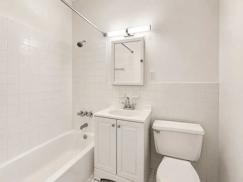 953 Amsterdam Ave #5B