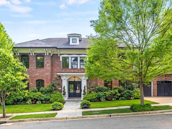 4410 Meadow Rd NW, Washington, DC 20007
