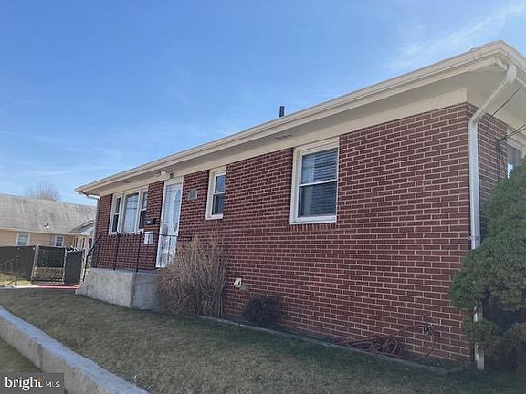 2nd image of 412 Bow Hill Ave
