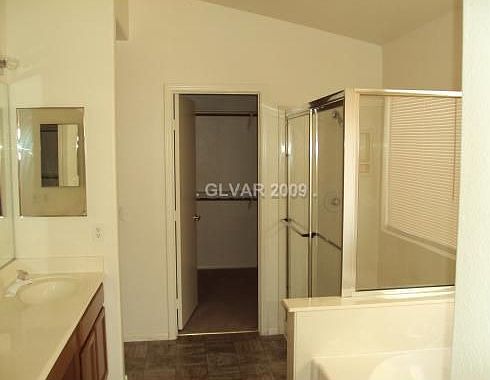 4th image of 4642 Possum Berry Ln