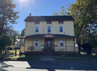 310 Front St, Beverly, NJ 08010