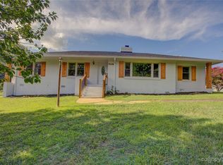 8800 Bedford Rd, Charlotte, NC 28214