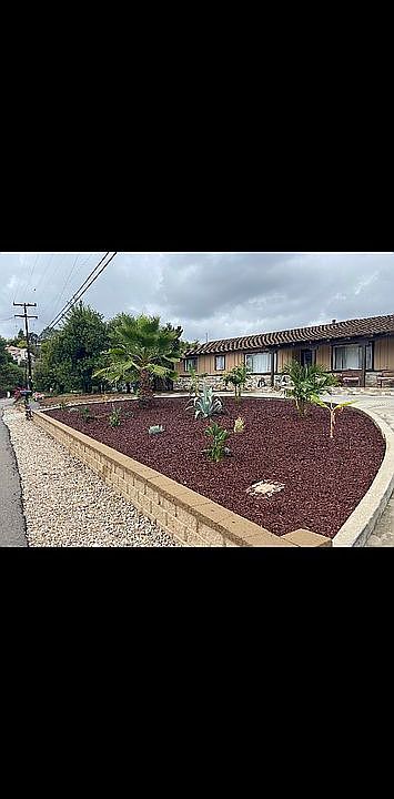 2nd image of 4520 Calavo Dr