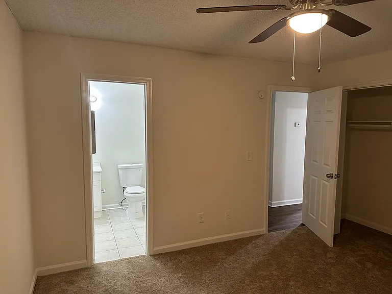 4106 Hawthorne Cir SE — Photo 15