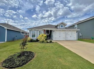 1448 Sunkiss Dr, Fort Worth, TX 76140