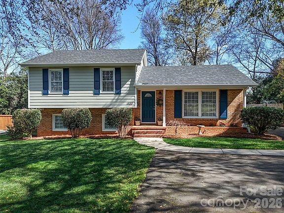 2nd image of 1823 Emerywood Dr