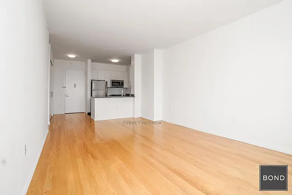 Rented by Bond New York | media 2