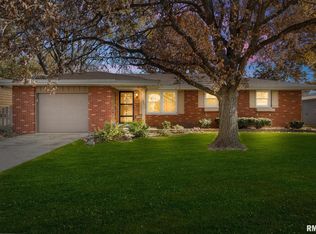 354 N Nebraska Ave, Morton, IL 61550