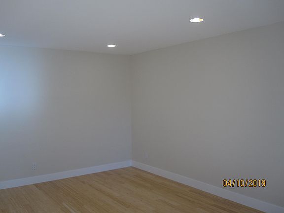 5th image of 517 Granger Ter APT 3