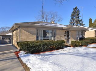 1344 Howard St, Racine, WI 53404