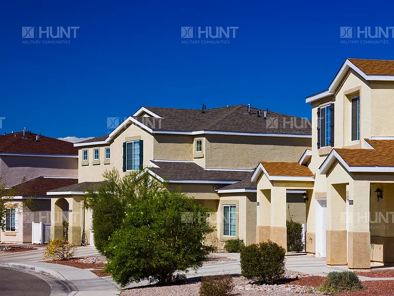 8115A W Sandia Cir SE — Photo 3