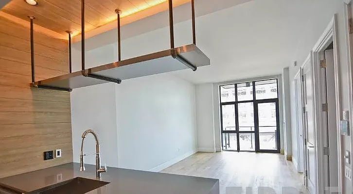 Rented by The KCI Group | media 4