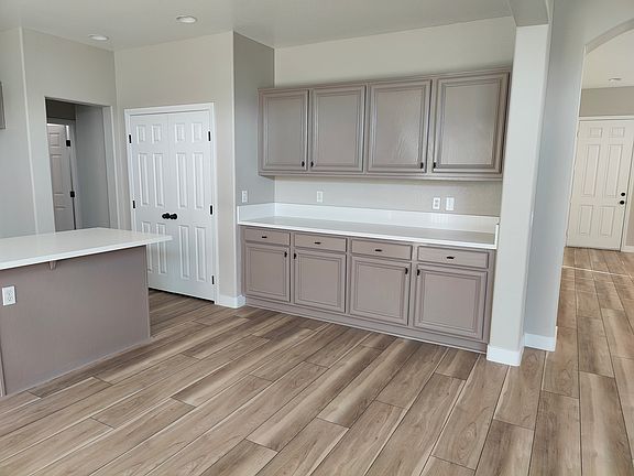 5th image of 7426 Hunting Lodge Ave