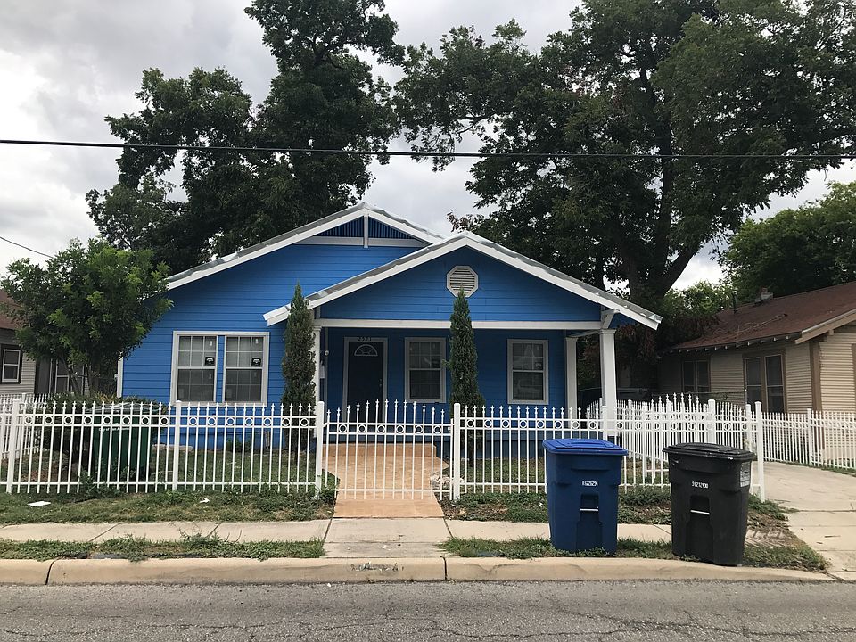 1st image of 2521 E Houston St