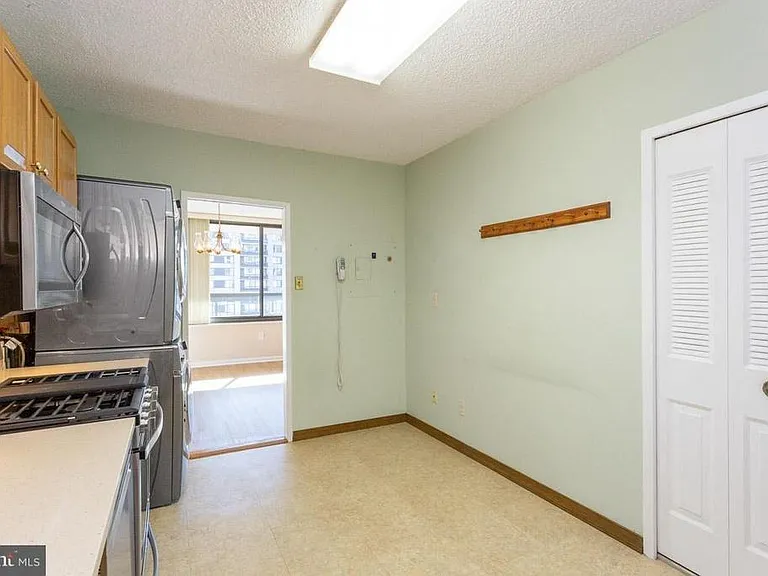 3701 S George Mason Dr #1702N — Photo 16