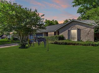11407 Kirkvalley Dr, Houston, TX 77089