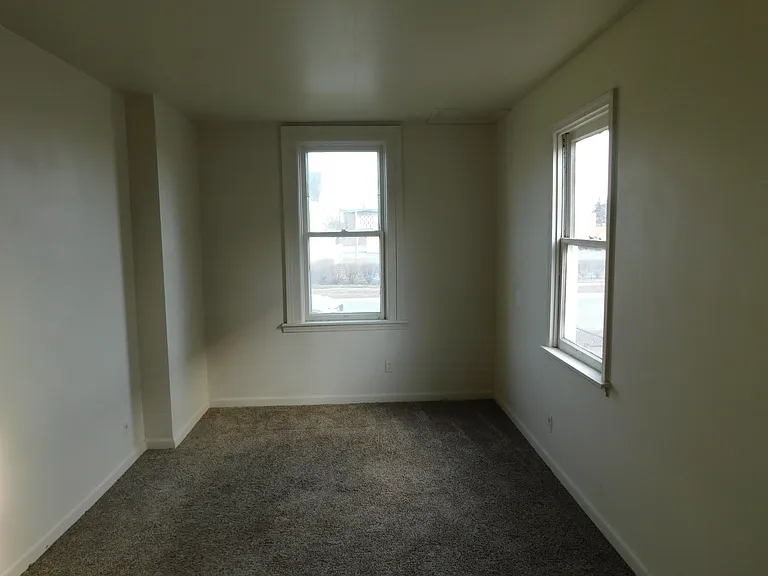 838 Howard St #2 — Photo 6