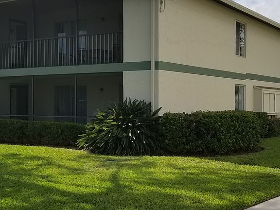 5th image of 6414 Chasewood Dr APT B