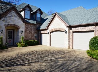 294 Saint Andrews Dr, Mabank, TX 75156