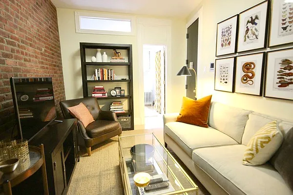 Rented by LJ Sloane Management | media 10