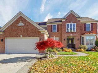 559 Bedlington Dr, Rochester Hills, MI 48307