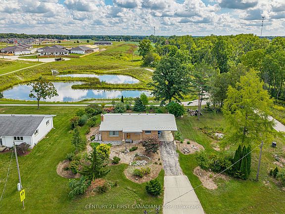 2nd image of 52 Gill Rd