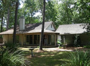 3502 Cedar Dr, Dickinson, TX 77539